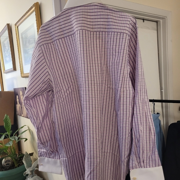 Man's Shirt - Picture 4 of 7